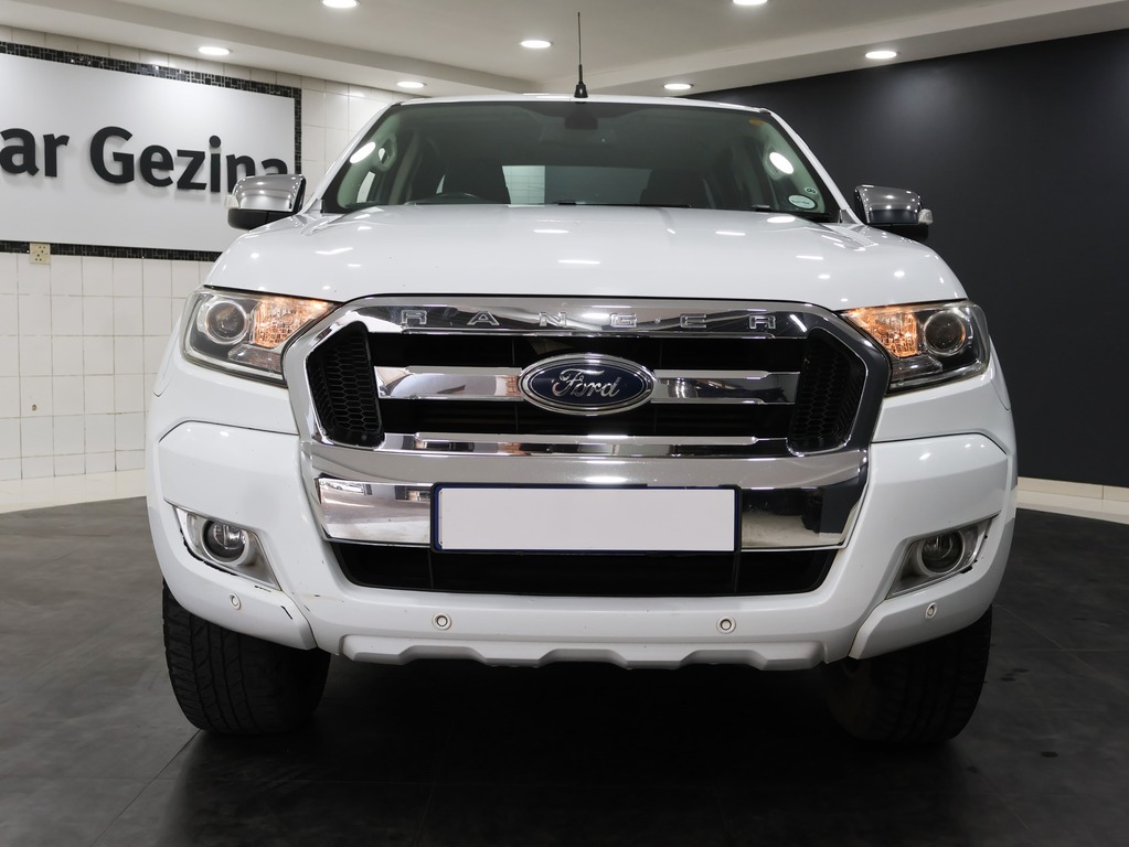 2019 Ford Ranger 3.2TDCi XLT A/T P/U D/C view 3