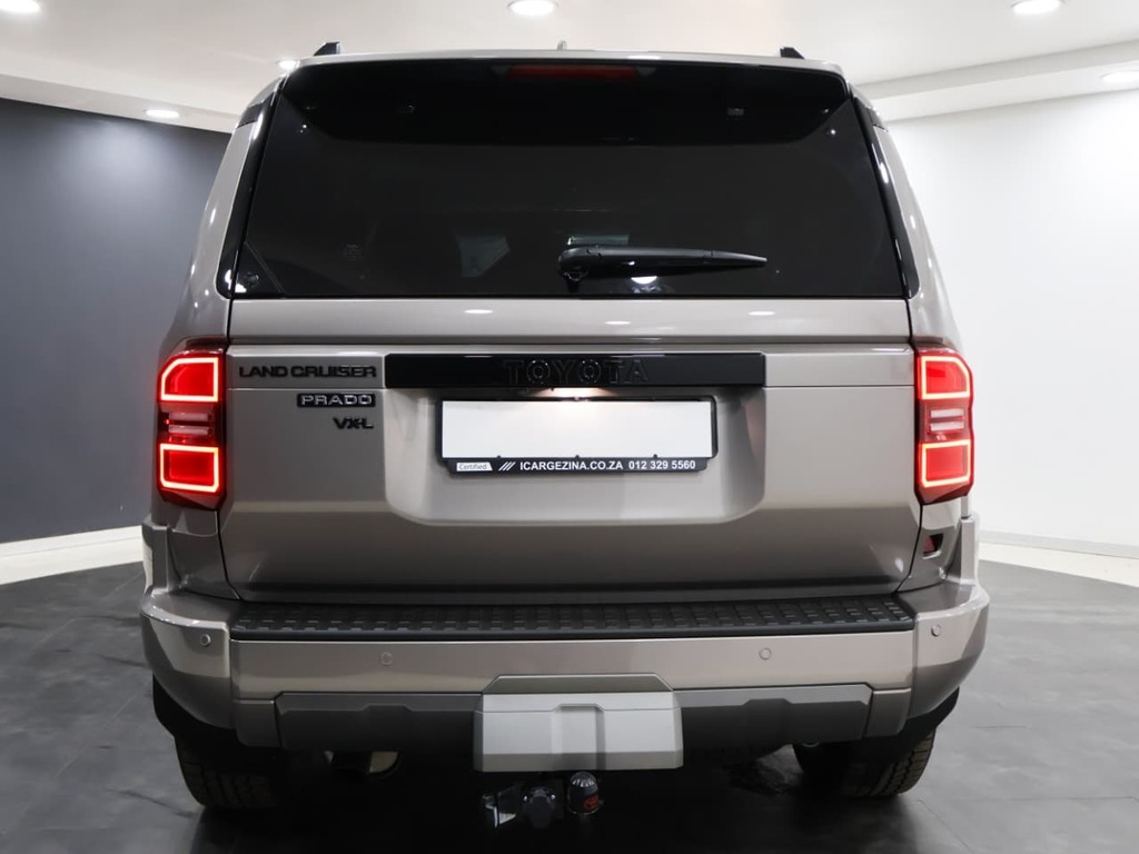 2026 Toyota Prado VX-L 2.8GD A/T view 2