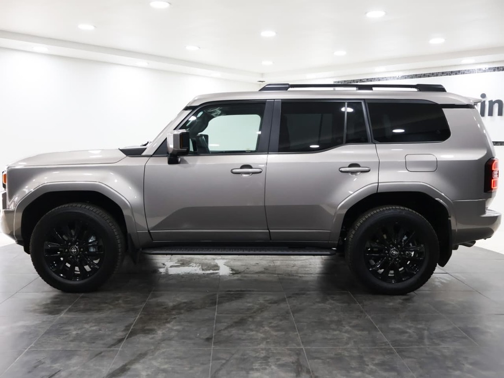 2026 Toyota Prado VX-L 2.8GD A/T view 3