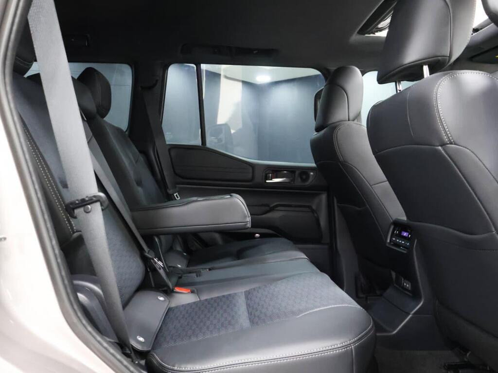 2026 Toyota Prado VX-L 2.8GD A/T view 7