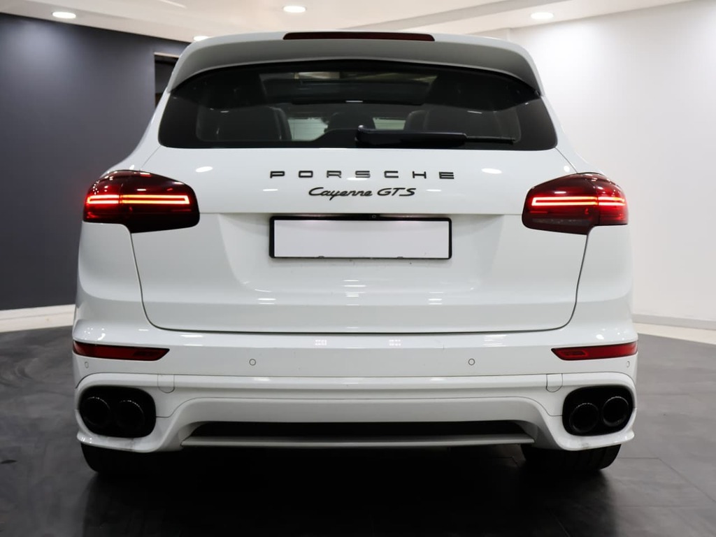 2016 Porsche Cayenne GTS Tip (E2 Gen II) view 2