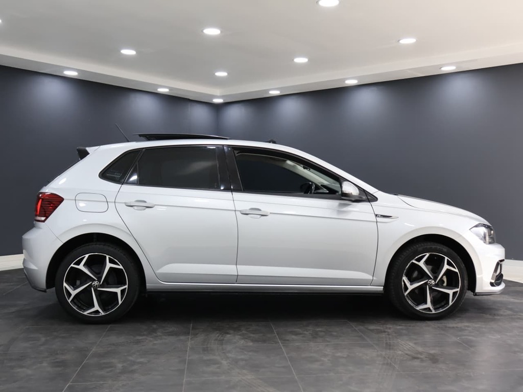 2021 Volkswagen Polo 1.0 TSI Comfortline view 1
