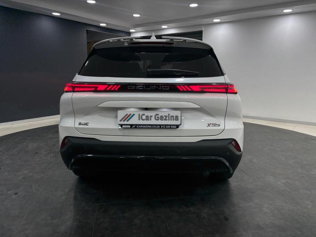 2025 BAIC X55 1.5T Elite A/T view 3