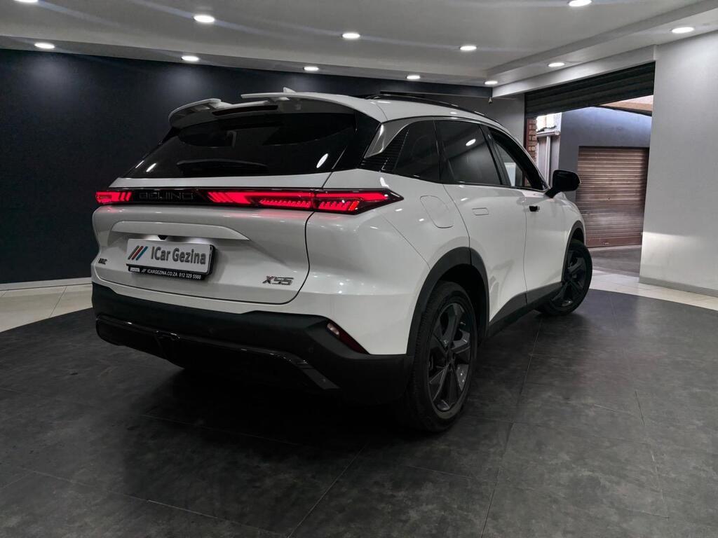 2025 BAIC X55 1.5T Elite A/T view 4